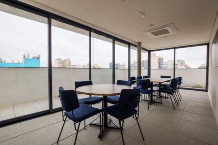 Apartamento à venda com 34m², 2 quartos e sem vaga Apartamento à venda com 34m², 2 quartos e sem vagaÁrea externa