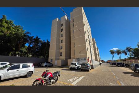 Fachada do bloco de apartamento para alugar com 2 quartos, 55m² em Vila Rica, Lagoa Santa