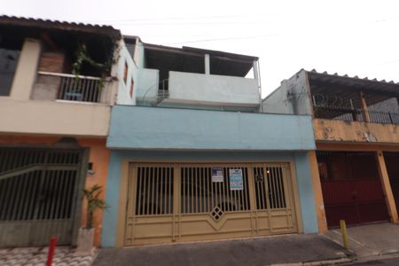 Fachada de casa para alugar com 4 quartos, 120m² em Jardim Porteira Grande, São Paulo
