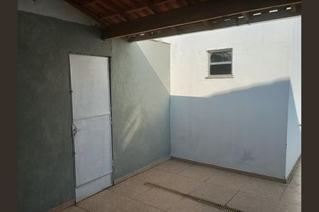 Casa para alugar com 3 quartos, 116m² em Campo Grande, Rio de Janeiro