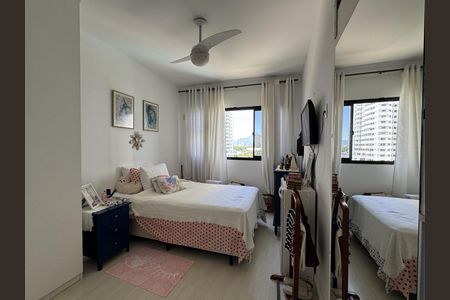 Quarto de apartamento à venda com 2 quartos, 72m² em Barra da Tijuca, Rio de Janeiro