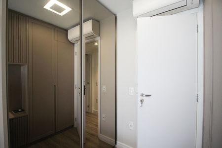 Apartamento para alugar com 73m², 2 quartos e 1 vaga Apartamento para alugar com 73m², 2 quartos e 1 vagaQuarto