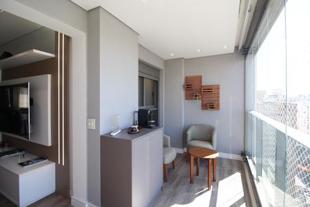 Varanda de apartamento para alugar com 2 quartos, 73m² em Indianópolis, São Paulo