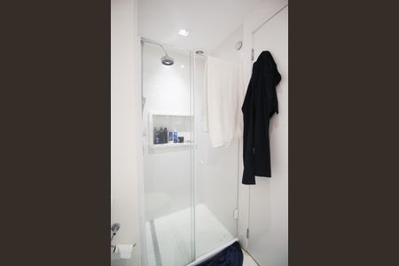 Apartamento para alugar com 73m², 2 quartos e 1 vaga Apartamento para alugar com 73m², 2 quartos e 1 vagaBanheiro da Suíte