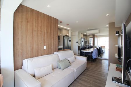 Sala de apartamento para alugar com 2 quartos, 73m² em Indianópolis, São Paulo