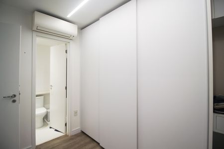 Apartamento para alugar com 73m², 2 quartos e 1 vaga Apartamento para alugar com 73m², 2 quartos e 1 vagaSuíte