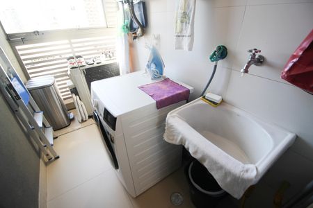 Apartamento para alugar com 73m², 2 quartos e 1 vaga Apartamento para alugar com 73m², 2 quartos e 1 vagaÁrea de Serviço