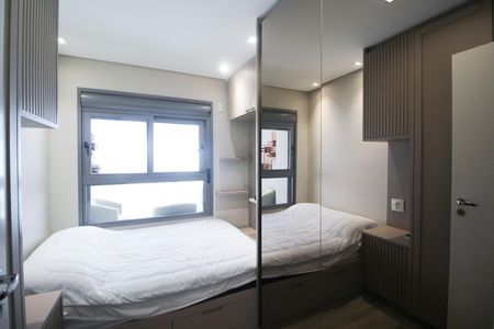 Apartamento para alugar com 73m², 2 quartos e 1 vaga Apartamento para alugar com 73m², 2 quartos e 1 vagaQuarto