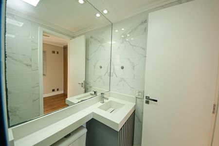 Apartamento para alugar com 64m², 2 quartos e 1 vaga