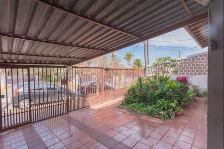 Garagem de casa à venda com 3 quartos, 250m² em Jardim Aurelia, Campinas