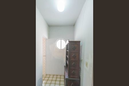 Casa à venda com 250m², 3 quartos e 2 vagas Casa à venda com 250m², 3 quartos e 2 vagasCorredor 2