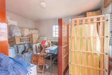 Casa à venda com 250m², 3 quartos e 2 vagas Casa à venda com 250m², 3 quartos e 2 vagasCasa 2-Quarto