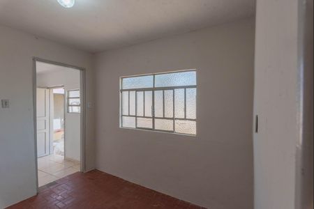 Casa à venda com 250m², 3 quartos e 2 vagas Casa à venda com 250m², 3 quartos e 2 vagasCasa 3- Sala