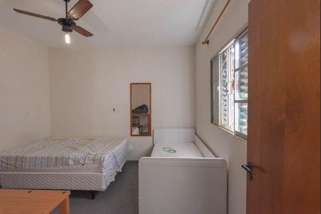 Casa à venda com 250m², 3 quartos e 2 vagas Casa à venda com 250m², 3 quartos e 2 vagasQuarto 2