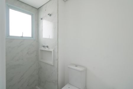 Apartamento à venda com 85m², 2 quartos e 2 vagas Apartamento à venda com 85m², 2 quartos e 2 vagasBanheiro da Suíte 2