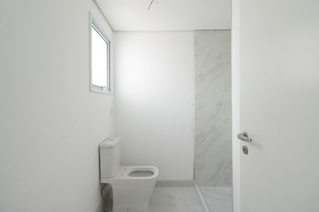 Apartamento à venda com 85m², 2 quartos e 2 vagas Apartamento à venda com 85m², 2 quartos e 2 vagasBanheiro da Suíte 1