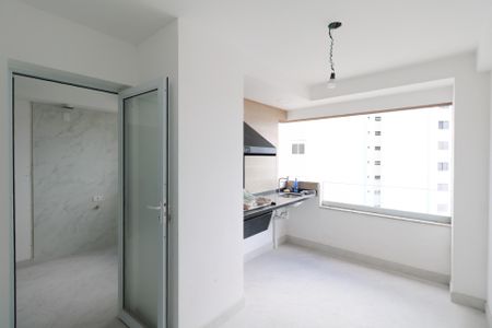 Apartamento à venda com 85m², 2 quartos e 2 vagas Apartamento à venda com 85m², 2 quartos e 2 vagasVaranda gourmet