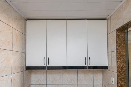 Apartamento para alugar com 70m², 2 quartos e sem vaga Apartamento para alugar com 70m², 2 quartos e sem vagaCozinha - Armários
