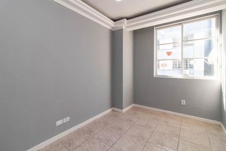 Sala de apartamento para alugar com 1 quarto, 29m² em Centro Histórico, Porto Alegre