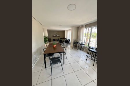 Apartamento à venda com 41m², 2 quartos e 1 vaga Apartamento à venda com 41m², 2 quartos e 1 vagaÁrea comum - Salão de festas