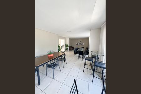 Apartamento à venda com 41m², 2 quartos e 1 vaga Apartamento à venda com 41m², 2 quartos e 1 vagaÁrea comum - Salão de festas