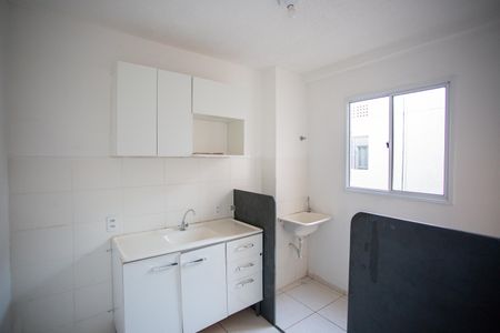 Apartamento à venda com 41m², 2 quartos e 1 vaga Apartamento à venda com 41m², 2 quartos e 1 vagaCozinha e Área de Serviço