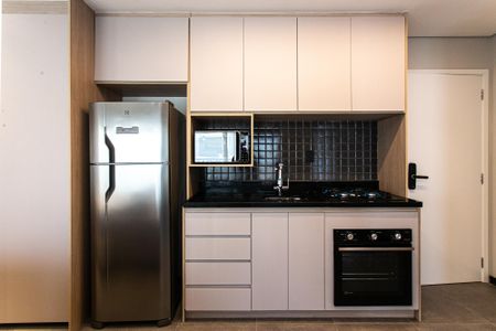 Cozinha de kitnet/studio para alugar com 1 quarto, 34m² em Vila Gomes Cardim, São Paulo
