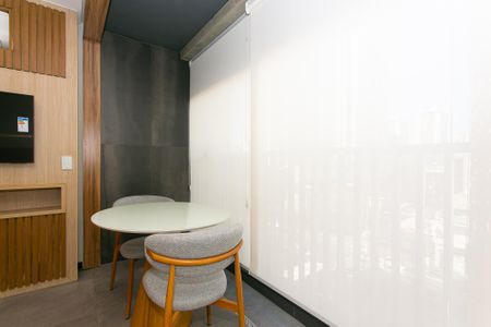 Studio para alugar com 34m², 1 quarto e 1 vaga Studio para alugar com 34m², 1 quarto e 1 vagaStudio