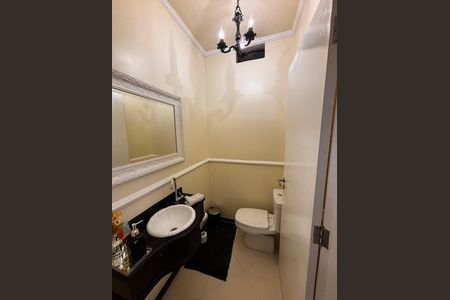 Casa de condomínio para alugar com 250m², 4 quartos e 4 vagas Casa de condomínio para alugar com 250m², 4 quartos e 4 vagasLavabo