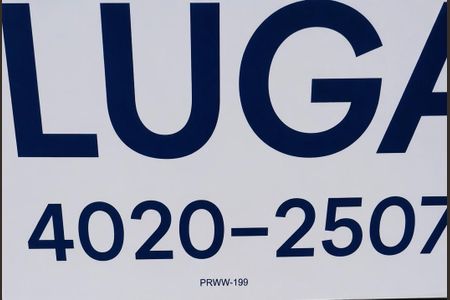 Casa de condomínio para alugar com 250m², 4 quartos e 4 vagas Casa de condomínio para alugar com 250m², 4 quartos e 4 vagasPlaca