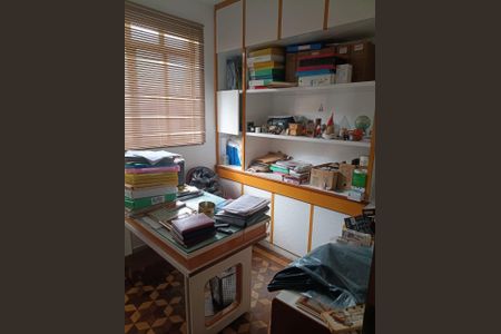Foto 02 de casa à venda com 4 quartos, 600m² em Vila Bertioga, São Paulo
