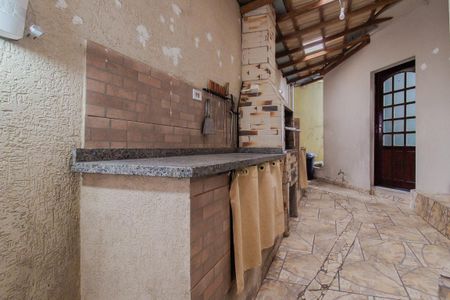 Casa para alugar com 100m², 2 quartos e 4 vagas