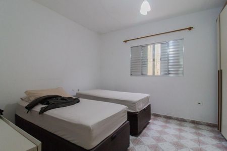 Casa para alugar com 100m², 2 quartos e 4 vagas Casa para alugar com 100m², 2 quartos e 4 vagasQuarto 1