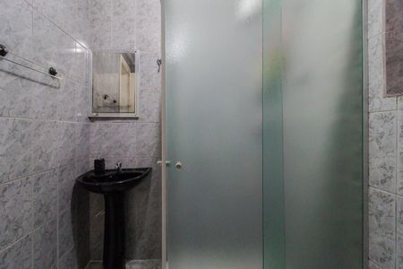 Casa para alugar com 100m², 2 quartos e 4 vagas Casa para alugar com 100m², 2 quartos e 4 vagasBanheiro Social