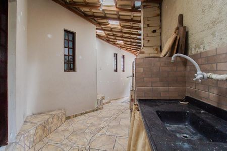 Casa para alugar com 100m², 2 quartos e 4 vagas