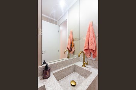 Banheiro de apartamento para alugar com 2 quartos, 48m² em Centro, Osasco