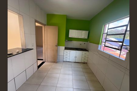 cozinha de casa para alugar com 1 quarto, 50m² em Alto Caiçaras, Belo Horizonte
