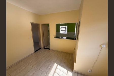 sala de casa para alugar com 1 quarto, 50m² em Alto Caiçaras, Belo Horizonte
