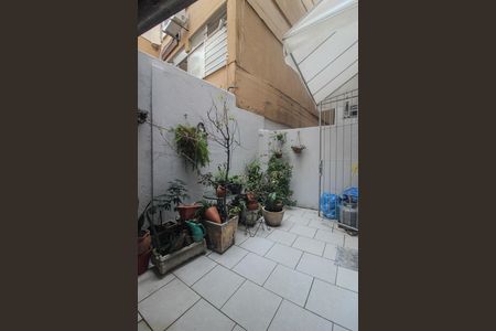 Quintal de apartamento à venda com 4 quartos, 130m² em Centro Histórico, Porto Alegre