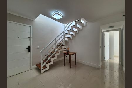 Apartamento para alugar com 160m², 3 quartos e 2 vagas