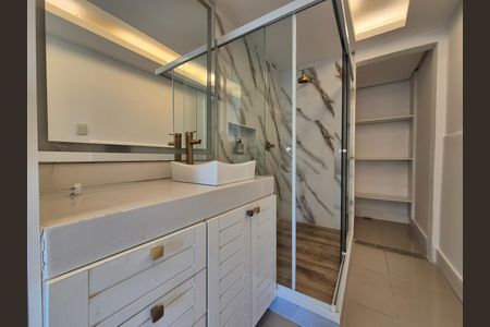 Apartamento para alugar com 160m², 3 quartos e 2 vagas