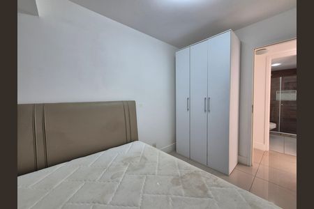 Apartamento para alugar com 160m², 3 quartos e 2 vagas