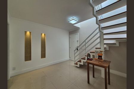 Apartamento para alugar com 160m², 3 quartos e 2 vagas