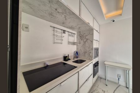 Apartamento para alugar com 160m², 3 quartos e 2 vagas