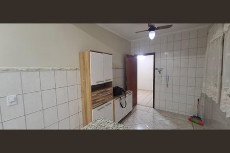 Casa de condomínio para alugar com 139m², 3 quartos e 2 vagas Casa de condomínio para alugar com 139m², 3 quartos e 2 vagasCozinha
