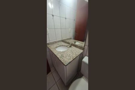 Casa de condomínio para alugar com 139m², 3 quartos e 2 vagas Casa de condomínio para alugar com 139m², 3 quartos e 2 vagasBanheiro da Suíte