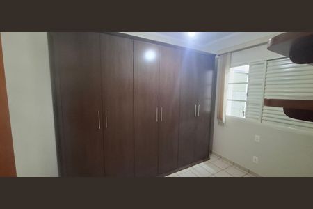 Casa de condomínio para alugar com 139m², 3 quartos e 2 vagas Casa de condomínio para alugar com 139m², 3 quartos e 2 vagasQuarto 1