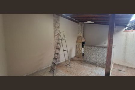Casa de condomínio para alugar com 139m², 3 quartos e 2 vagas Casa de condomínio para alugar com 139m², 3 quartos e 2 vagasChurrasqueira