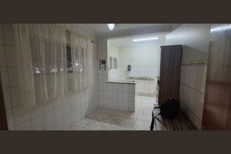 Casa de condomínio para alugar com 139m², 3 quartos e 2 vagas Casa de condomínio para alugar com 139m², 3 quartos e 2 vagasCozinha
