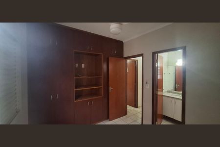 Casa de condomínio para alugar com 139m², 3 quartos e 2 vagas Casa de condomínio para alugar com 139m², 3 quartos e 2 vagasSuíte